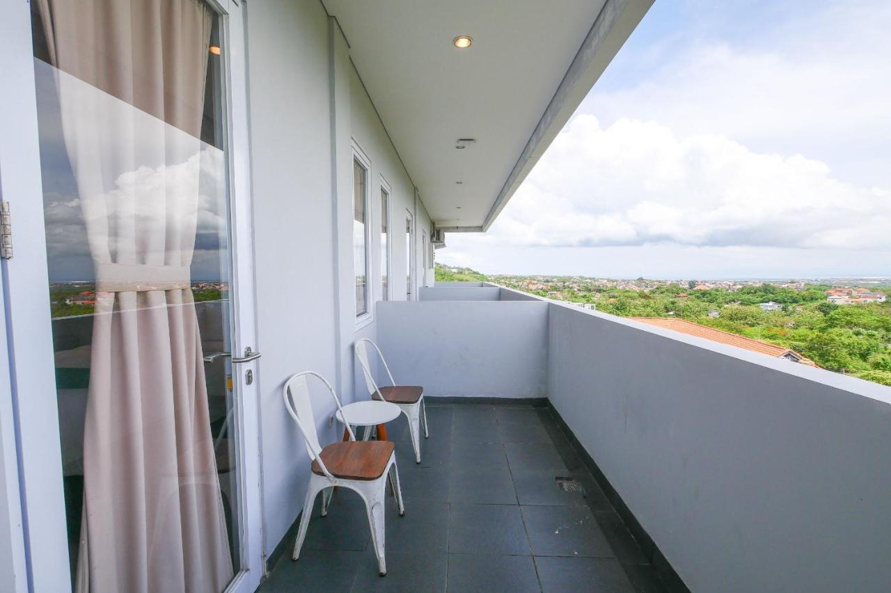 Nivasa Hotel Ungasan Exterior foto